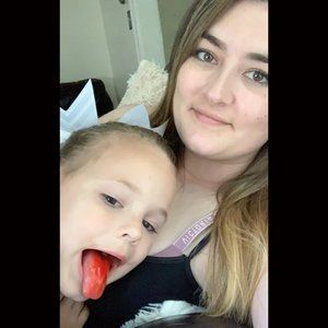 Meet your Posher, Karissa